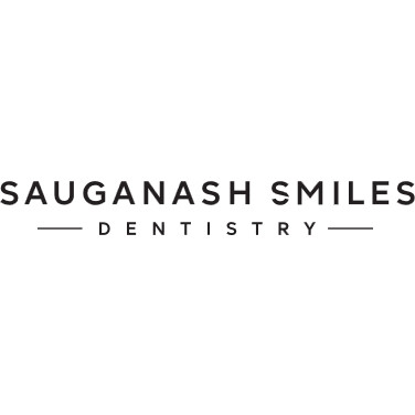 Sauganash Smiles logo