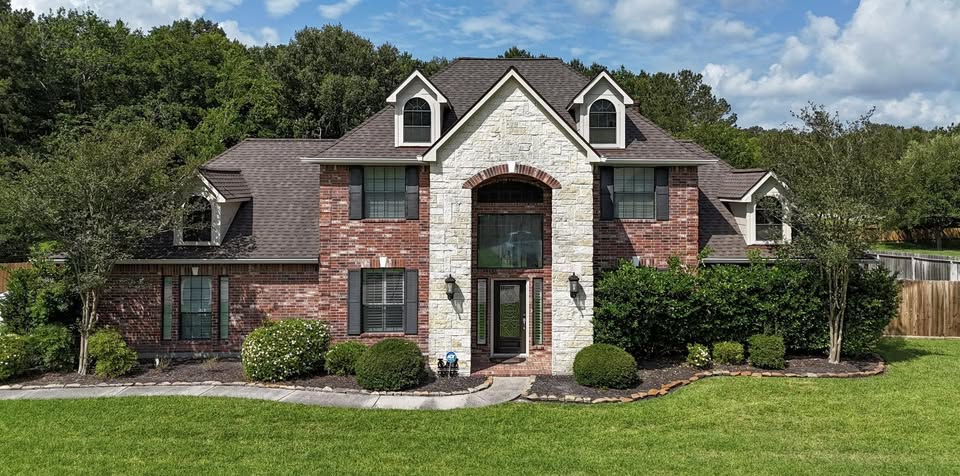 Modern BYLT Roofing
